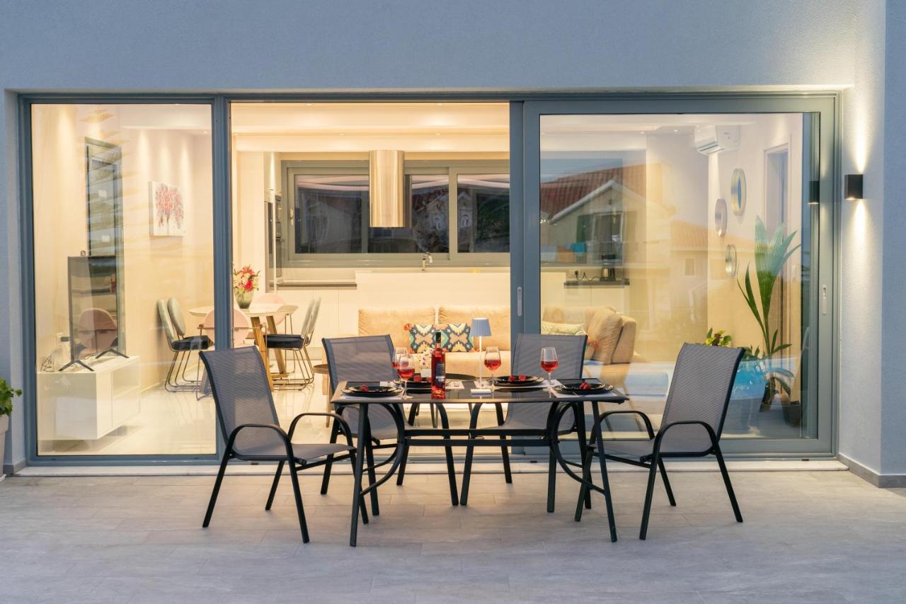 Villa Laide Karavados Bagian luar foto